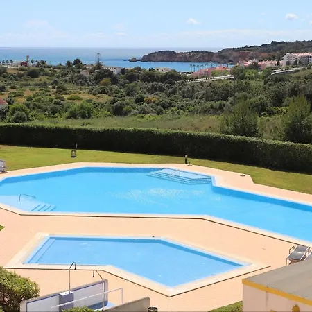 - Mar A Vista Apartment